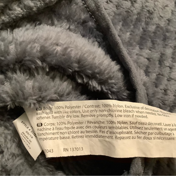 Eddie Bauer plush sweater S - Picture 9 of 16